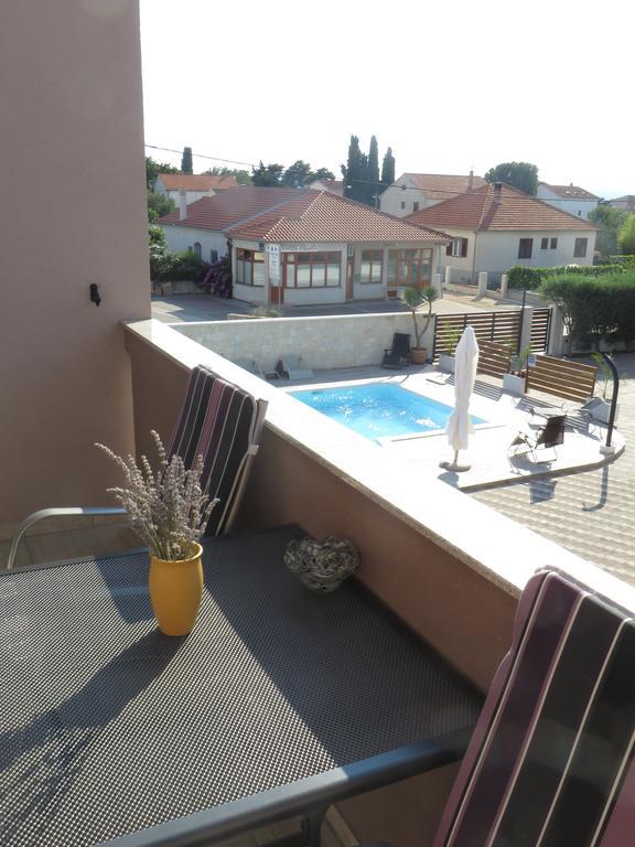 Banic Apartments With Pool Biograd Na Moru Room photo