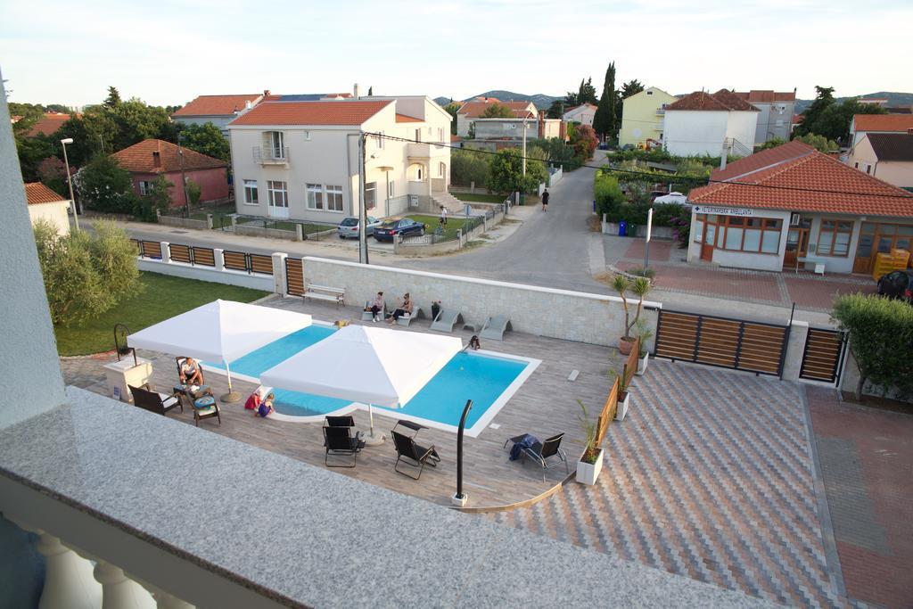 Banic Apartments With Pool Biograd Na Moru Room photo