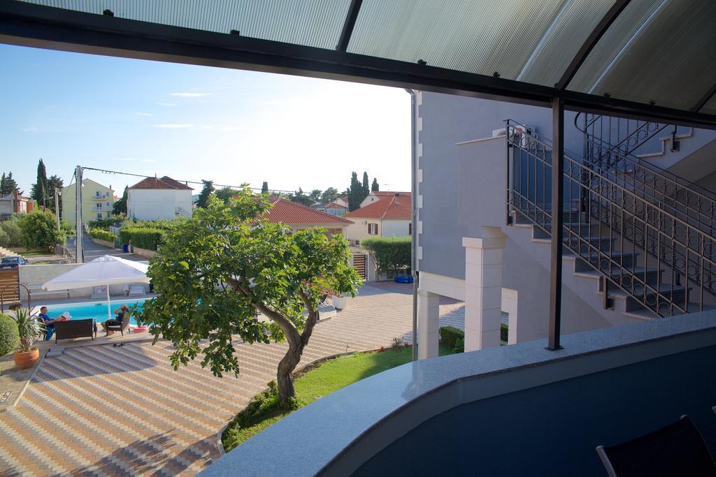 Banic Apartments With Pool Biograd Na Moru Room photo